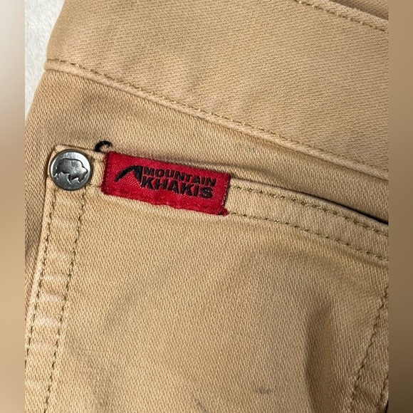 Distressed Mountain Khakis 36W 34L Slim Tailored British Khaki Performance Pants - Picture 10 of 15